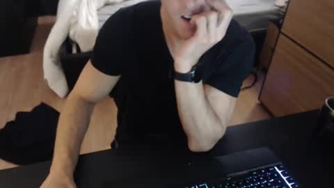 toiletforshit online show from December 31, 7:20 am