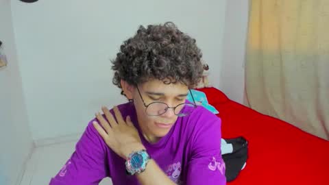 Tom Blue online show from September 19, 3:56 pm