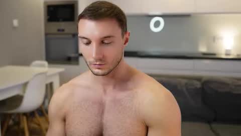 Tom online show from November 19, 7:19 am