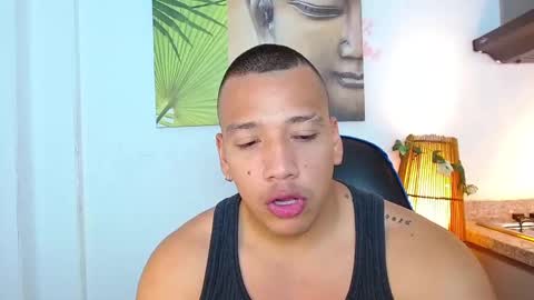 Tom muscle1 online show from December 30, 12:09 pm