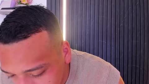 Tom muscle1 online show from September 25, 11:53 am