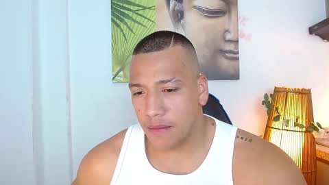 Tom muscle1 online show from December 22, 11:00 am