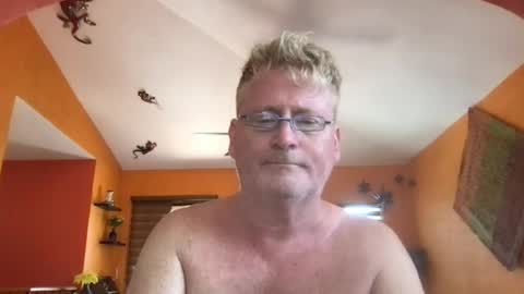 Hola online show from July 24, 6:48 pm