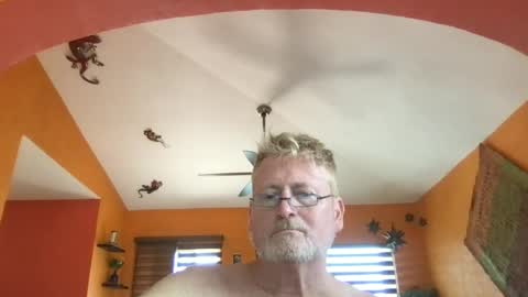 Hola online show from July 2, 6:36 pm