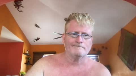 Hola online show from July 29, 11:48 pm