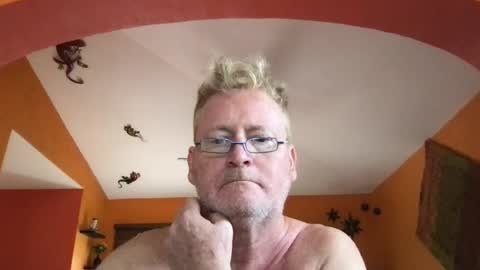 Hola online show from August 3, 4:35 pm