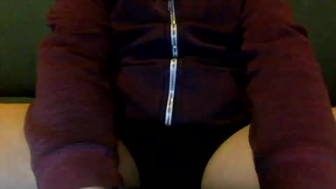 tombi125 online show from February 11, 5:50 pm