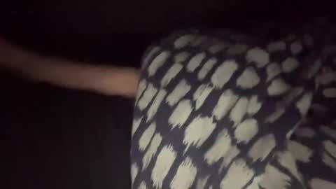 Snapshot of tomford321 chatting on February 2, 3:21 am tomford321 online show from February 2, 3:21 am