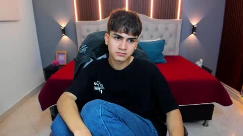 Tommy  online show from February 14, 3:56 am