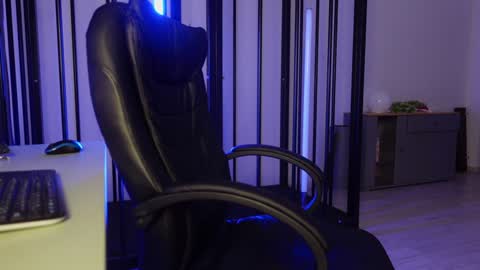  tommy burnzzz  online show from January 10, 2:46 am