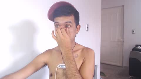 Snapshot of tommy_c0rtez chatting on October 15, 4:03 pm   Thomas    online show from October 15, 4:03 pm