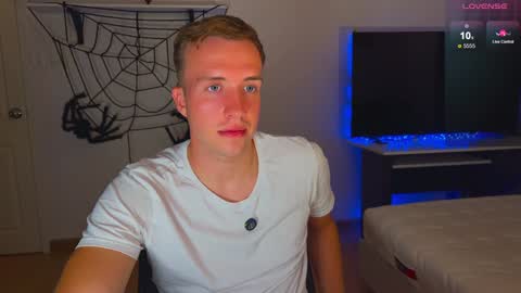 Tommy online show from December 11, 11:43 am