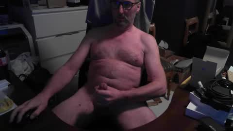 Snapshot of tommy_en chatting on December 13, 9:47 am tommy_en online show from December 13, 9:47 am