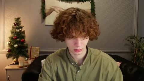 Tommy online show from December 17, 7:48 am