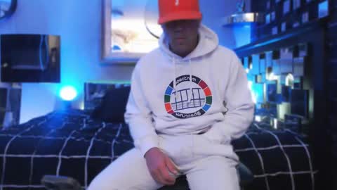 Tommy online show from November 9, 7:23 am