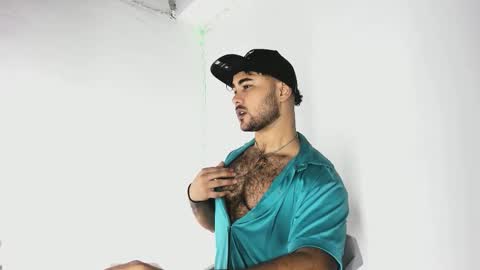 tommy_sccott online show from October 14, 2:18 am