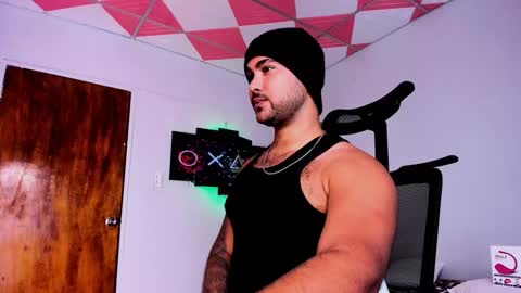 tommy_sccott online show from January 25, 4:34 am