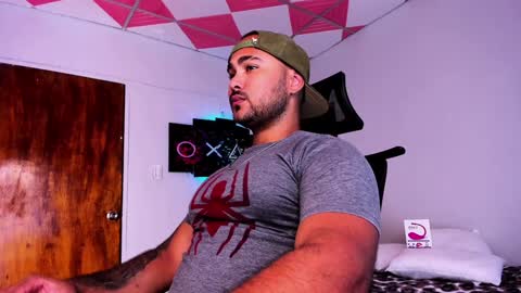 tommy_sccott online show from January 5, 2:49 am