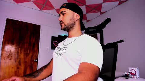 tommy_sccott online show from January 30, 2:49 am