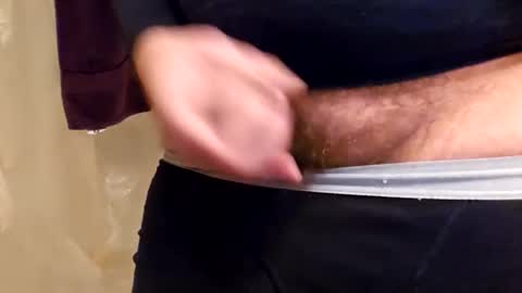 Snapshot of tommypressure chatting on December 11, 2:00 am tommypressure online show from December 11, 2:00 am