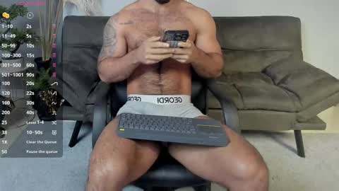 tomy_scott6 online show from February 11, 11:10 am