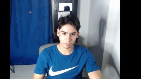 tomycute online show from March 11, 1:05 am