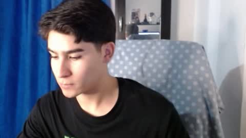 tomycute online show from October 9, 10:36 pm