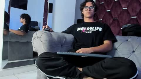 Tony Benedetti online show from March 4, 9:11 pm