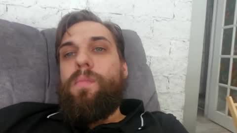 tonytto online show from February 9, 6:37 pm