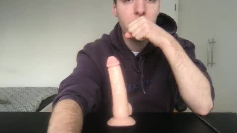 Max online show from January 11, 2:54 pm