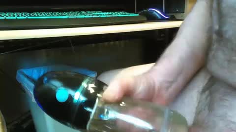 toolman3442 online show from February 16, 9:27 pm