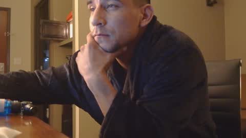 toomuchsmoke online show from December 31, 10:26 am