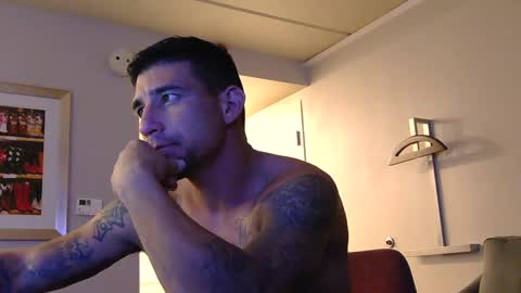 toomuchsmoke online show from December 3, 2:45 am