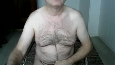 Snapshot of tooohard chatting on February 10, 2:37 pm Alex online show from February 10, 2:37 pm