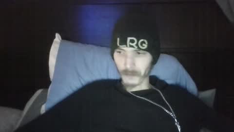 Snapshot of tootall803 chatting on January 14, 3:01 am TooTall803 online show from January 14, 3:01 am