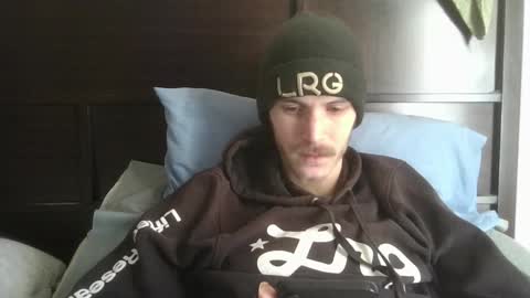 Snapshot of tootall803 chatting on December 23, 6:05 pm TooTall803 online show from December 23, 6:05 pm