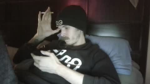 Snapshot of tootall803 chatting on December 20, 2:19 am TooTall803 online show from December 20, 2:19 am