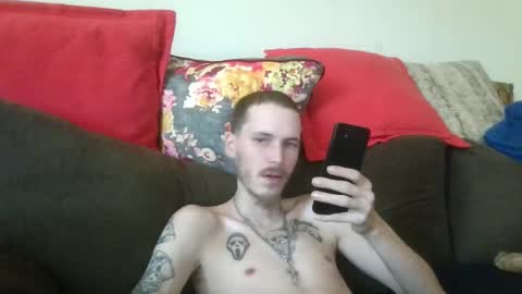 Snapshot of tootall803 chatting on October 4, 8:57 pm TooTall803 online show from October 4, 8:57 pm