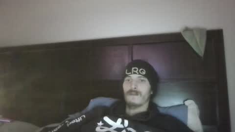 Snapshot of tootall803 chatting on December 15, 5:02 am TooTall803 online show from December 15, 5:02 am