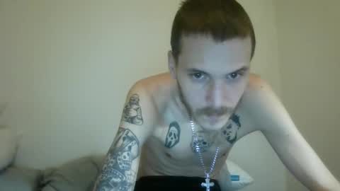 Snapshot of tootall803 chatting on October 13, 4:24 pm TooTall803 online show from October 13, 4:24 pm