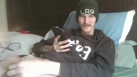 Snapshot of tootall803 chatting on December 13, 6:05 pm TooTall803 online show from December 13, 6:05 pm