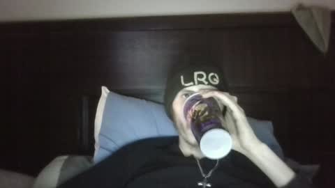 Snapshot of tootall803 chatting on January 20, 9:56 am TooTall803 online show from January 20, 9:56 am