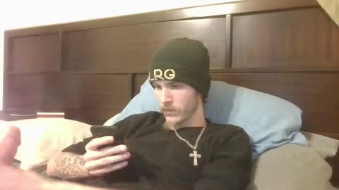 Snapshot of tootall803 chatting on January 19, 4:44 am TooTall803 online show from January 19, 4:44 am