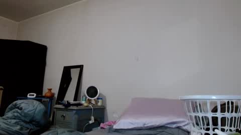 TopZaddy online show from November 18, 8:01 pm