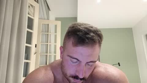 toro_arrapato online show from January 10, 3:01 am