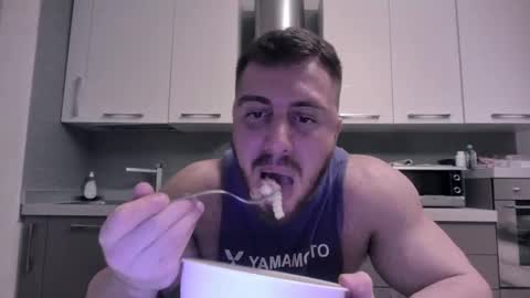 toro_arrapato online show from December 28, 4:51 am