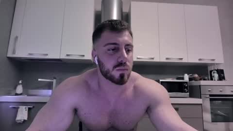 toro_arrapato online show from January 7, 12:05 pm