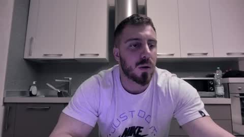 toro_arrapato online show from December 6, 1:29 am