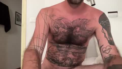 toutsexy online show from July 25, 3:53 pm