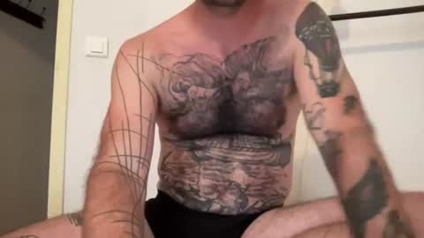 toutsexy online show from June 13, 4:49 pm